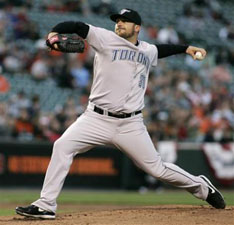 Dana Eveland pitched seven-plus shutout innings to help the Jays beat the Baltimore Orioles 3-0, Saturday, April 10, 2010. Reuters.