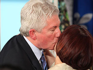 Gilles Duceppe greets his wife, Yolande Brunelle, at the Hyatt Hotel in Montreal, during the 2008 election campaign.